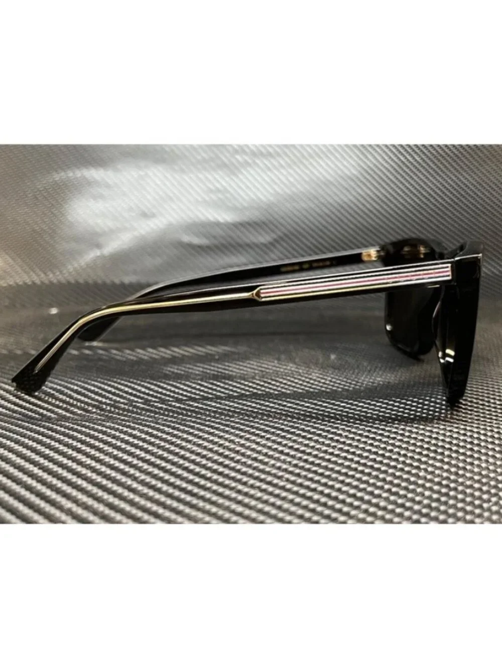 New Gucci Men  Black Sunglasses  57- 18- 145
